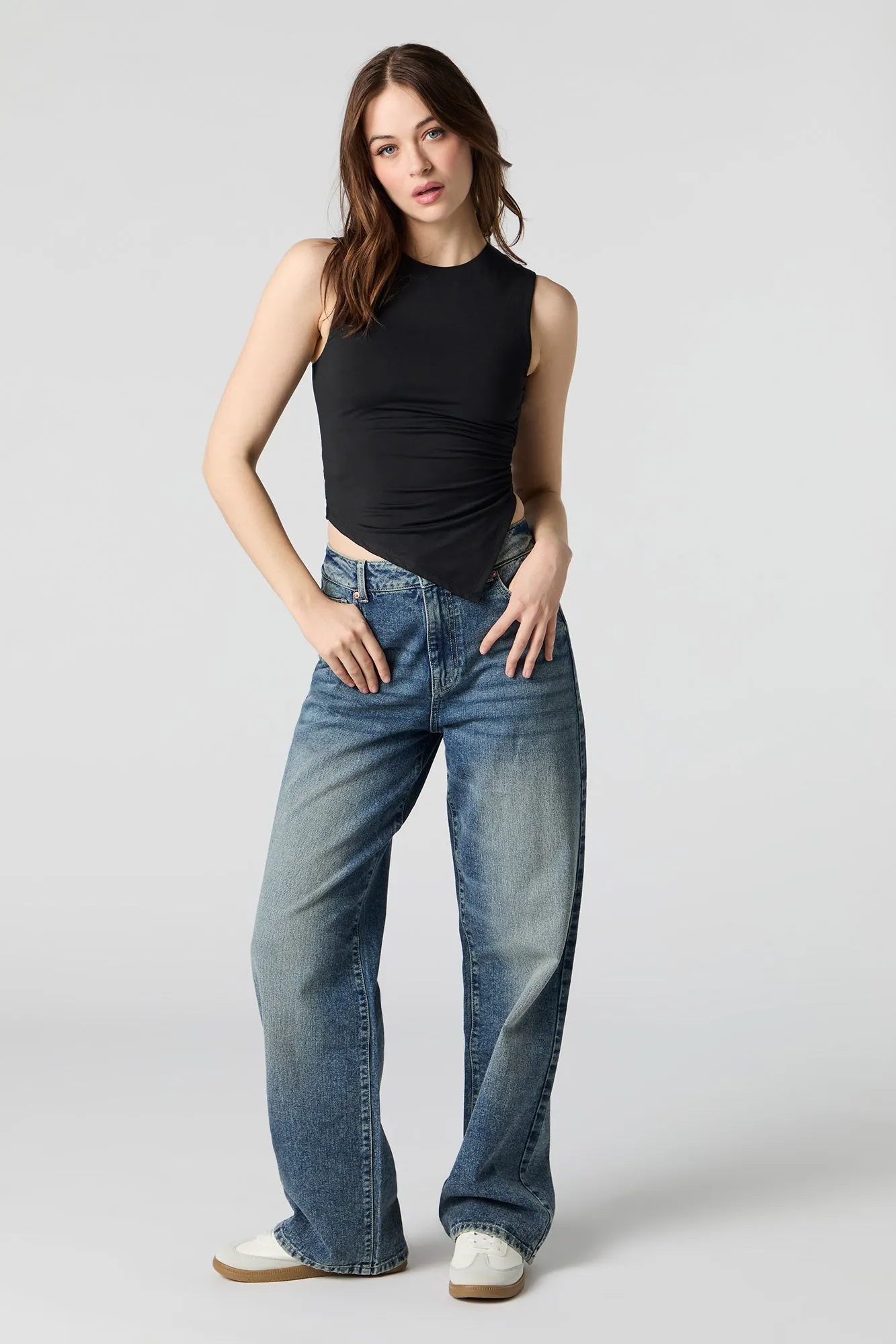 Débardeur profilé asymétrique