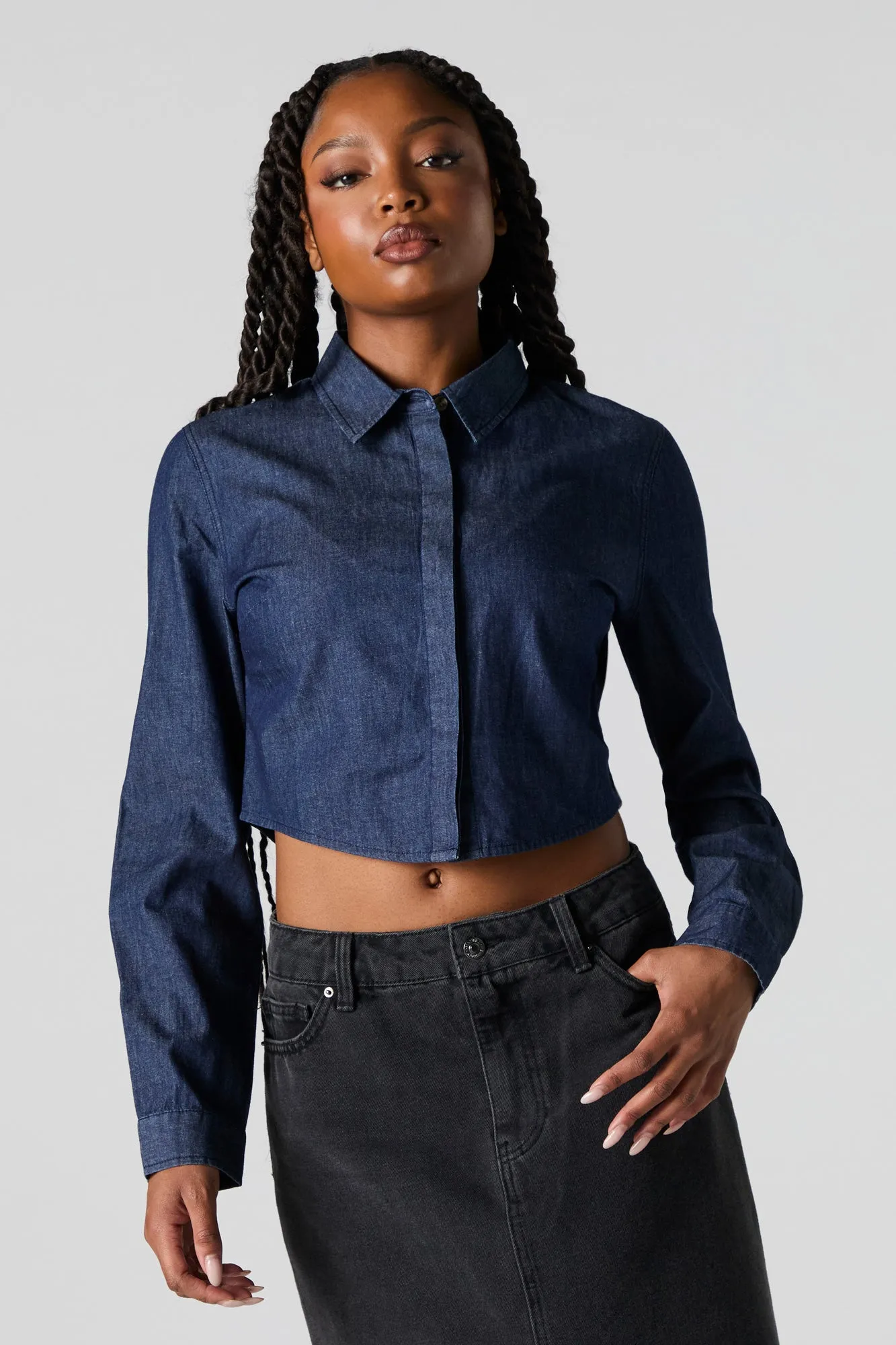 Haut boutonné court en denim