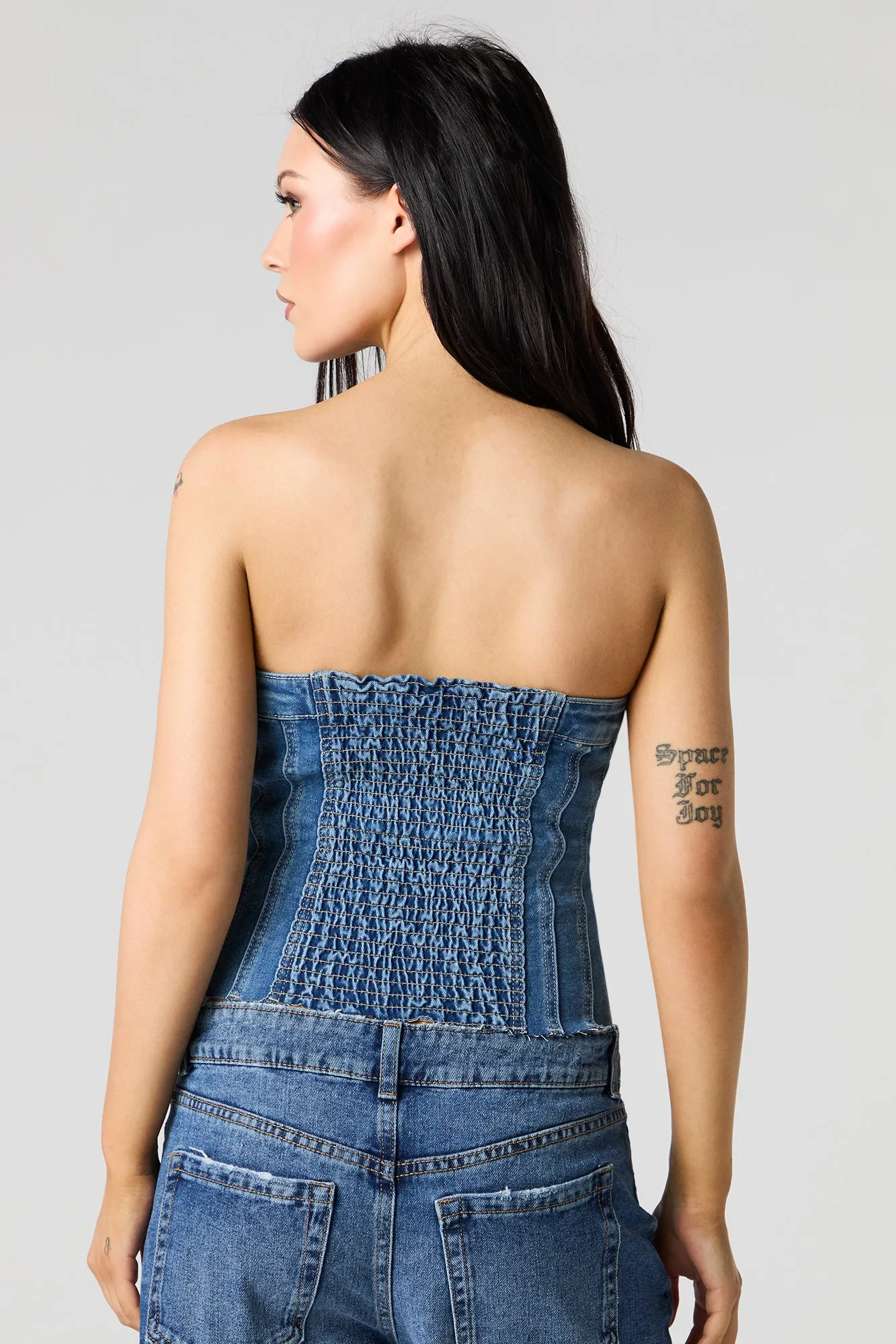 Haut-tube en denim boutonné à l'avant